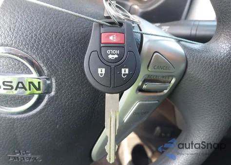 2017 Nissan Versa 1.6 Sv z USA, uszkodzony, nr VIN 3N1CN7APXHL857494